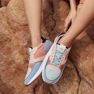 Hoff Kensington Sneaker